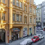 Luxury Three-Room Apartment